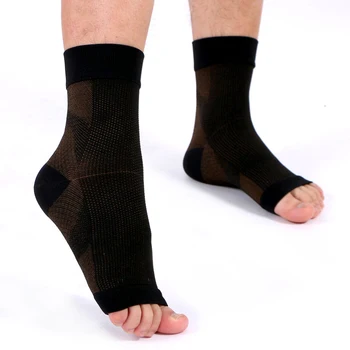 1 пара носков от подошвенного фасциита, компрессионные бандажи для голеностопного сустава, компрессионные рукава и супинатор, компрессионные рукава для стопы, облегчают отек