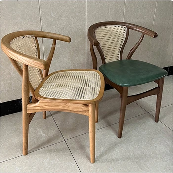 Скандинавские дизайнерские обеденные стулья из ротанга Мебель для домашней столовой Кухонный обеденный стул из массива дерева Креативные ретро кресла B